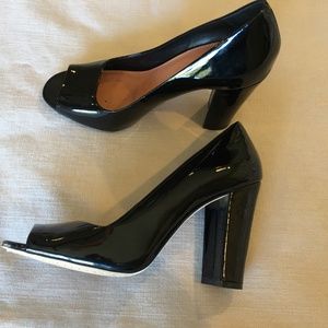 Vince Camuto Patent leather open toed heels